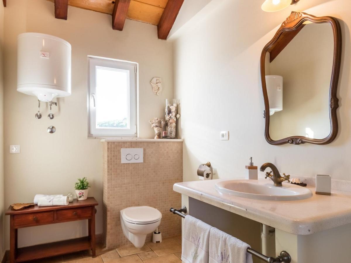 Luxurious Villa In Selca With Pool Buitenkant foto