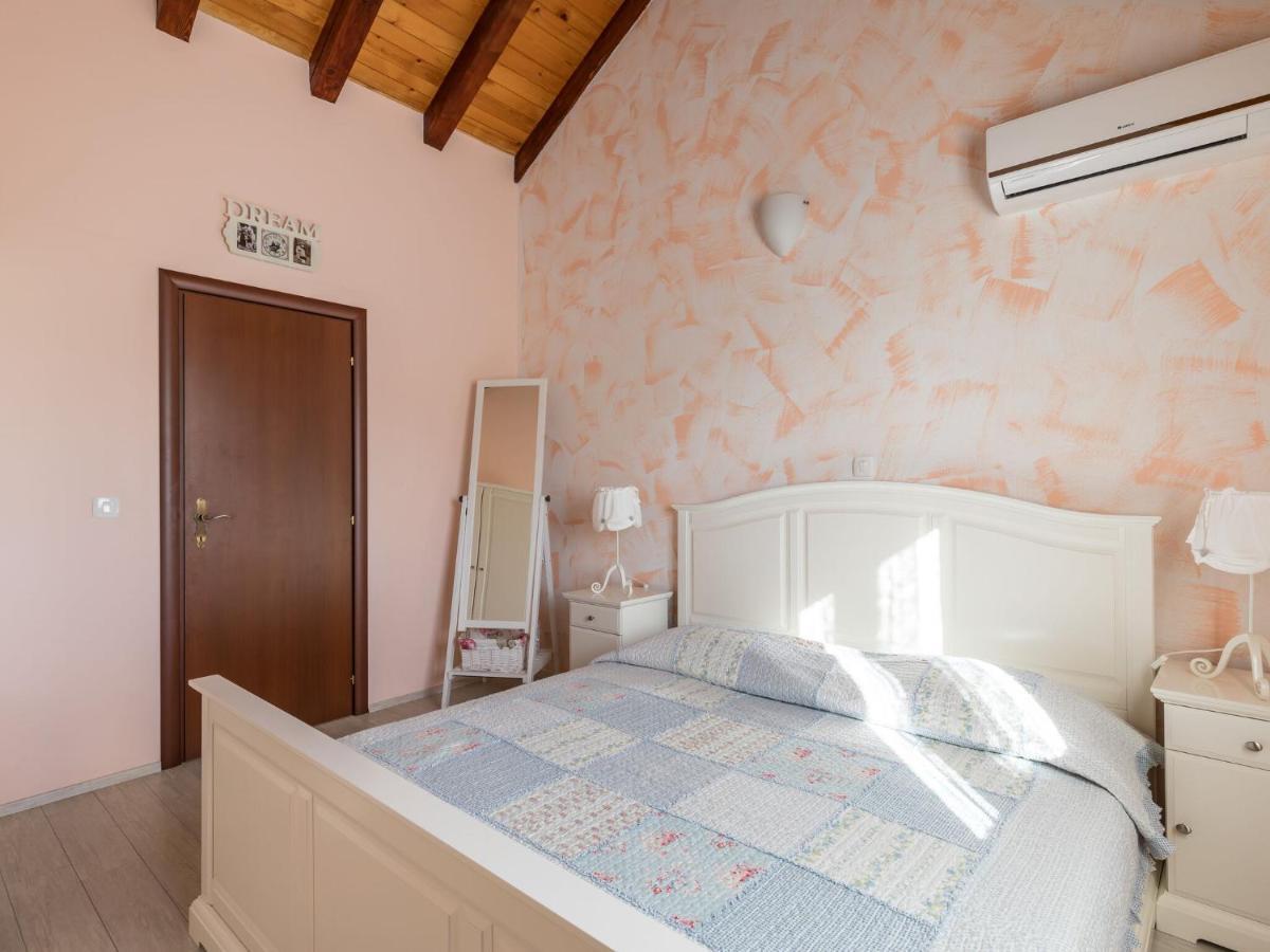 Luxurious Villa In Selca With Pool Buitenkant foto