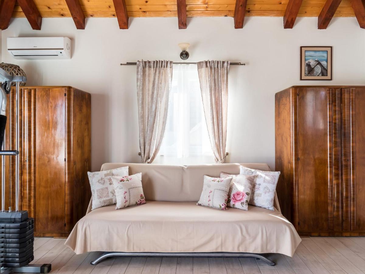 Luxurious Villa In Selca With Pool Buitenkant foto